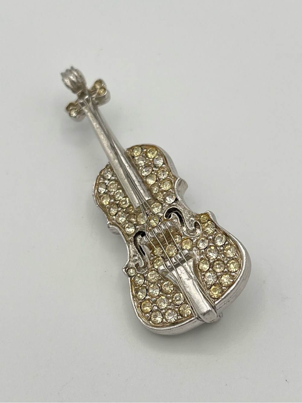 Vintage Silver Tone Rhinestone Violin Brooch Pin 1980s 20.6g